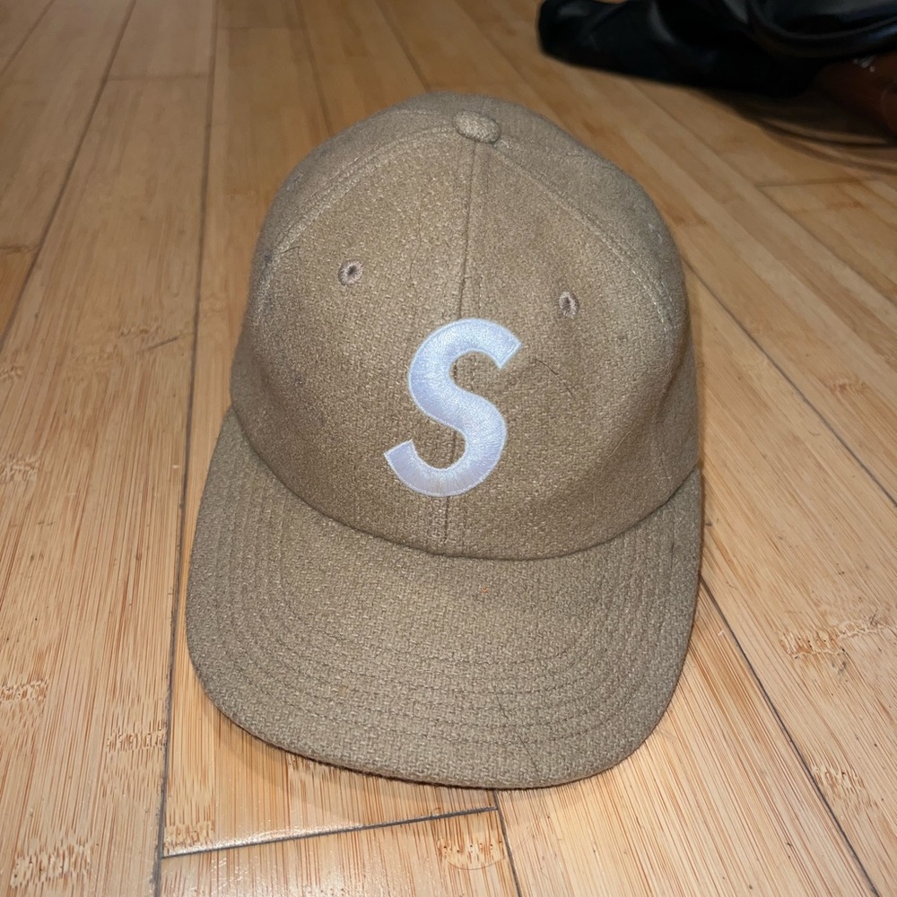 Supreme wool 6 panel hat